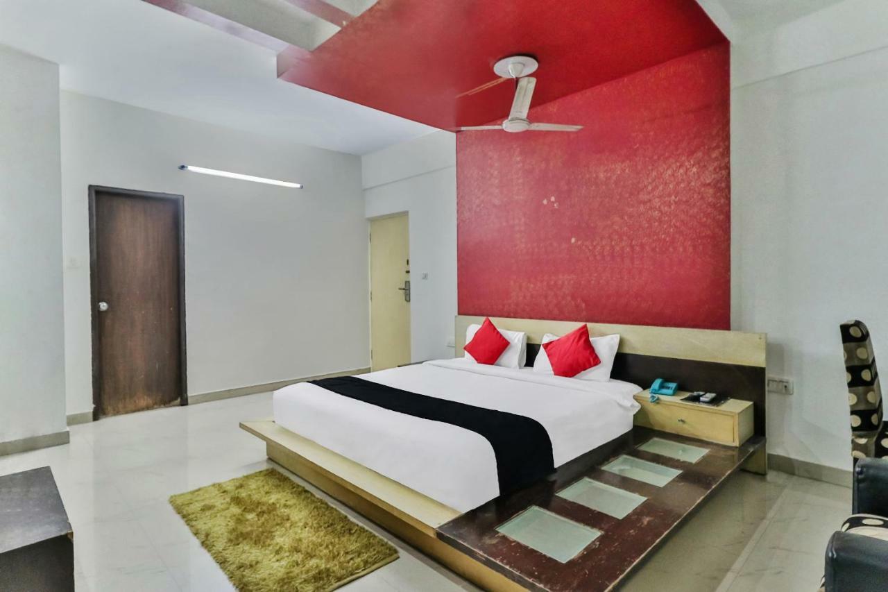 Capital O 16324 Niche Suites Bangalore Buitenkant foto