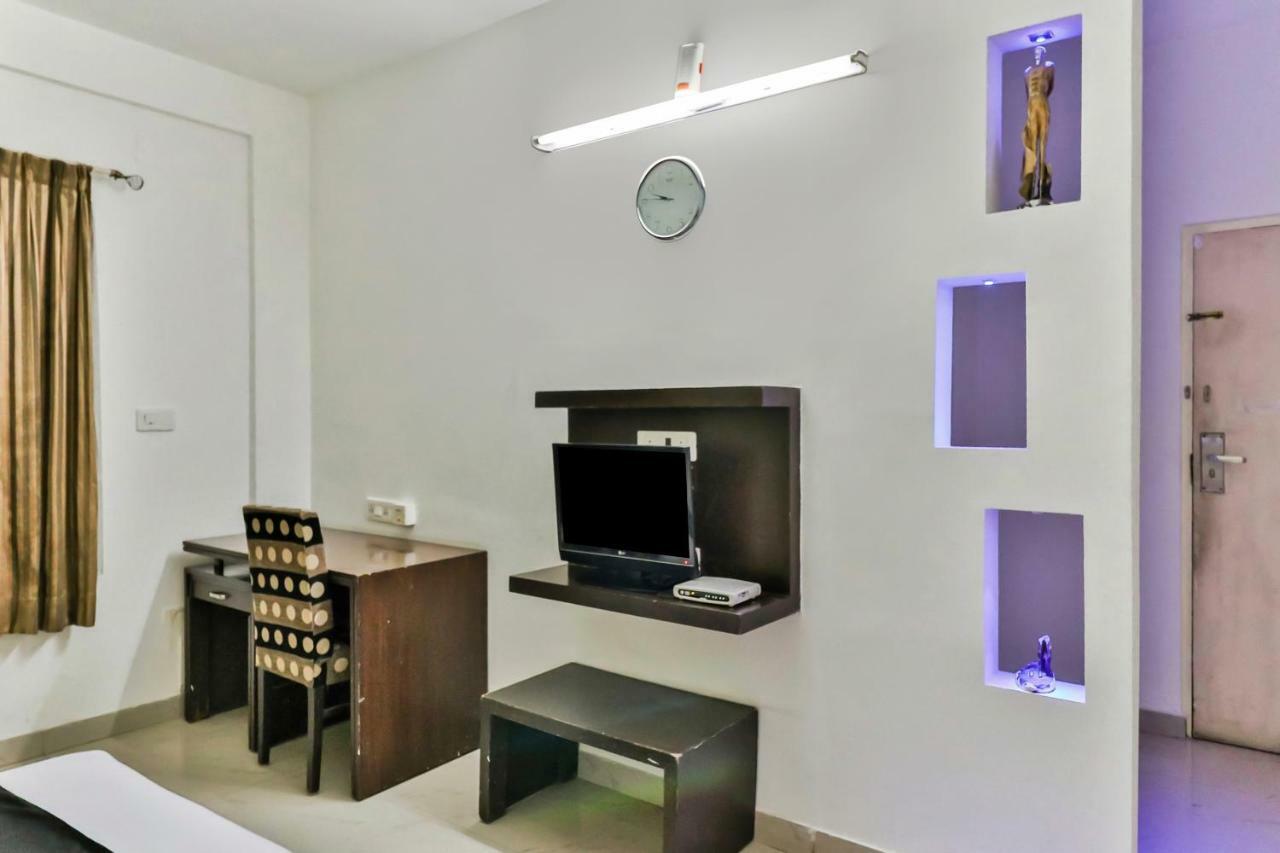 Capital O 16324 Niche Suites Bangalore Buitenkant foto