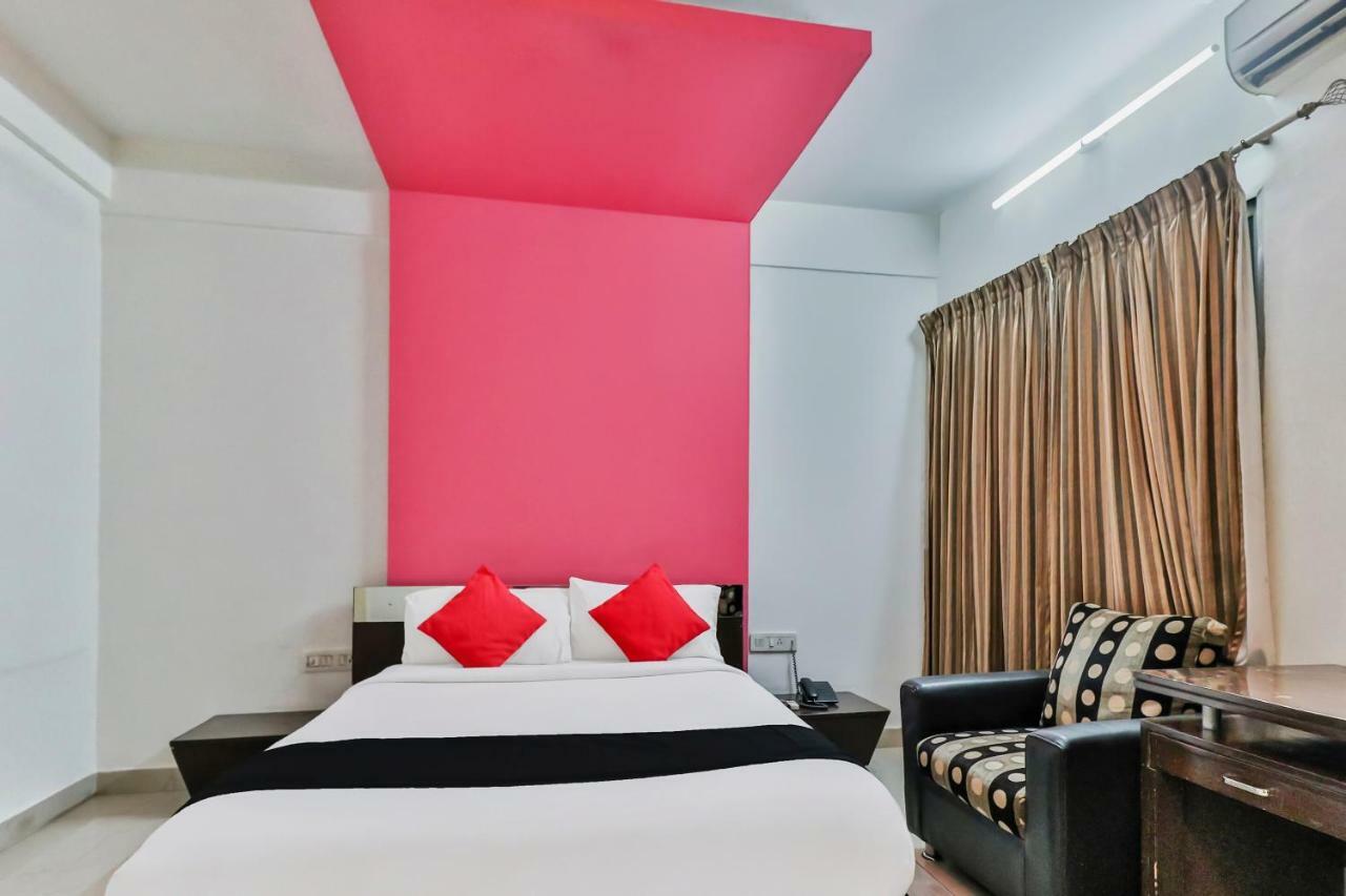 Capital O 16324 Niche Suites Bangalore Buitenkant foto
