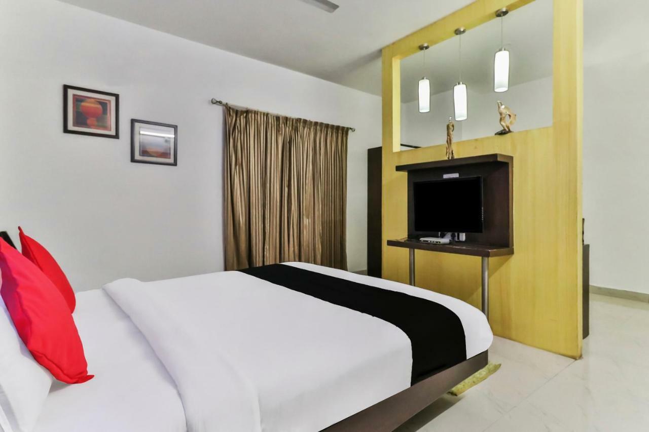 Capital O 16324 Niche Suites Bangalore Buitenkant foto